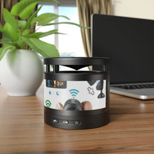 Cargar imagen en el visor de la galería, Metal Bluetooth Speaker and Wireless Charging Pad